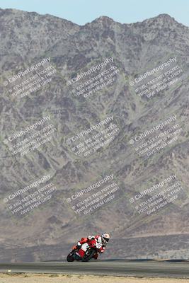 media/Nov-16-2025-Race Pace (Sun) [[8c5fa54630]]/Non Verified Riders (1st 20 Minutes)/2-Turn 10 (1010am)/